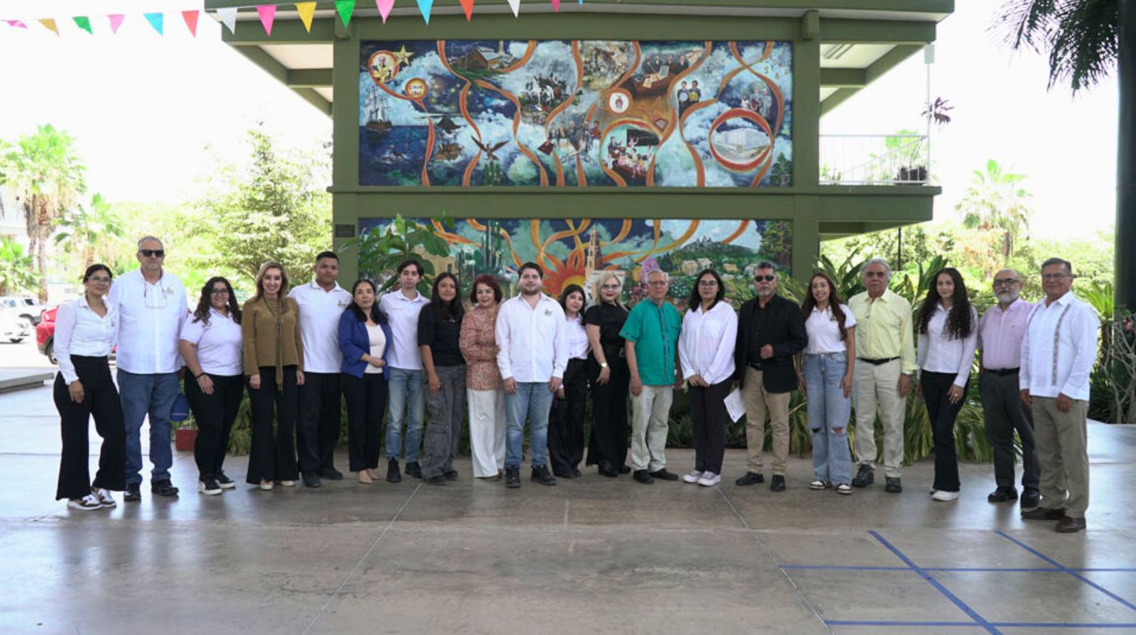 ESTUDIANTES DEL PROGRAMA DELFÍN 